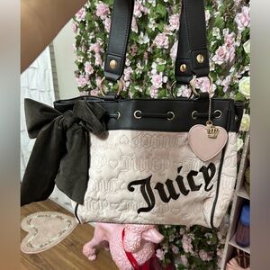 Juicy couture vintage dream tote 
color Dusty blush/chocolate
